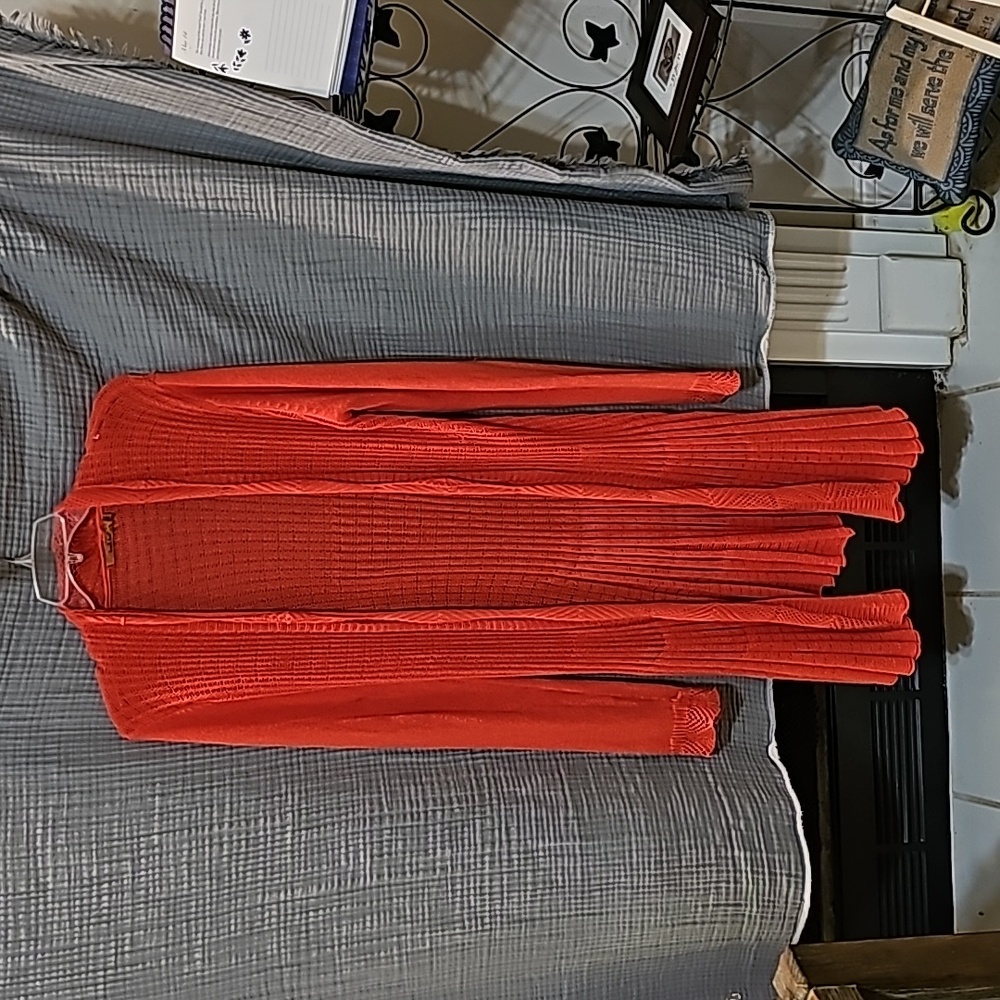 Women's 'Belldini' sz M - long lightweight cardigan